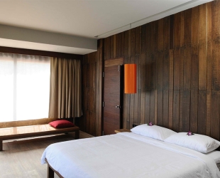 Panoramic King Room 